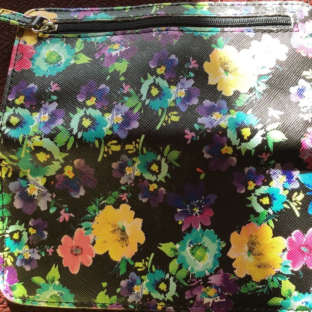 Wallet - Picture 2 of 4